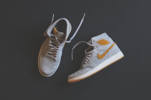 Klassische Weiße Sneaker Unisex Leder-Look